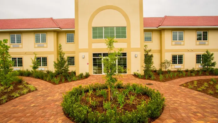 The facilities at River Oaks Treatment Center in Riverview, FL 5